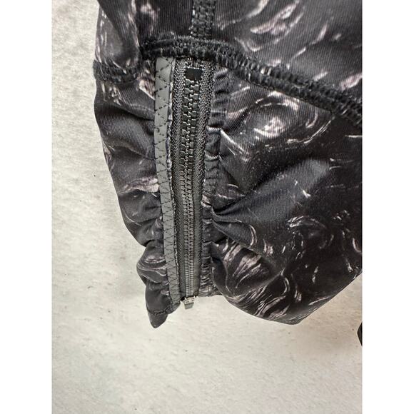 Lululemon leggings - Picture 5 of 9